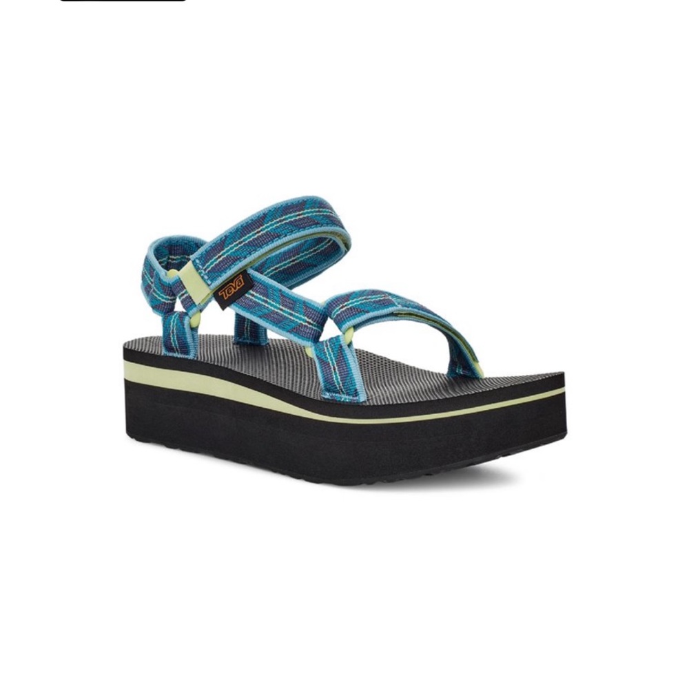 Brand new - Teva Womens Flatform Textured Ankle Strap Platform Sandals. size 7